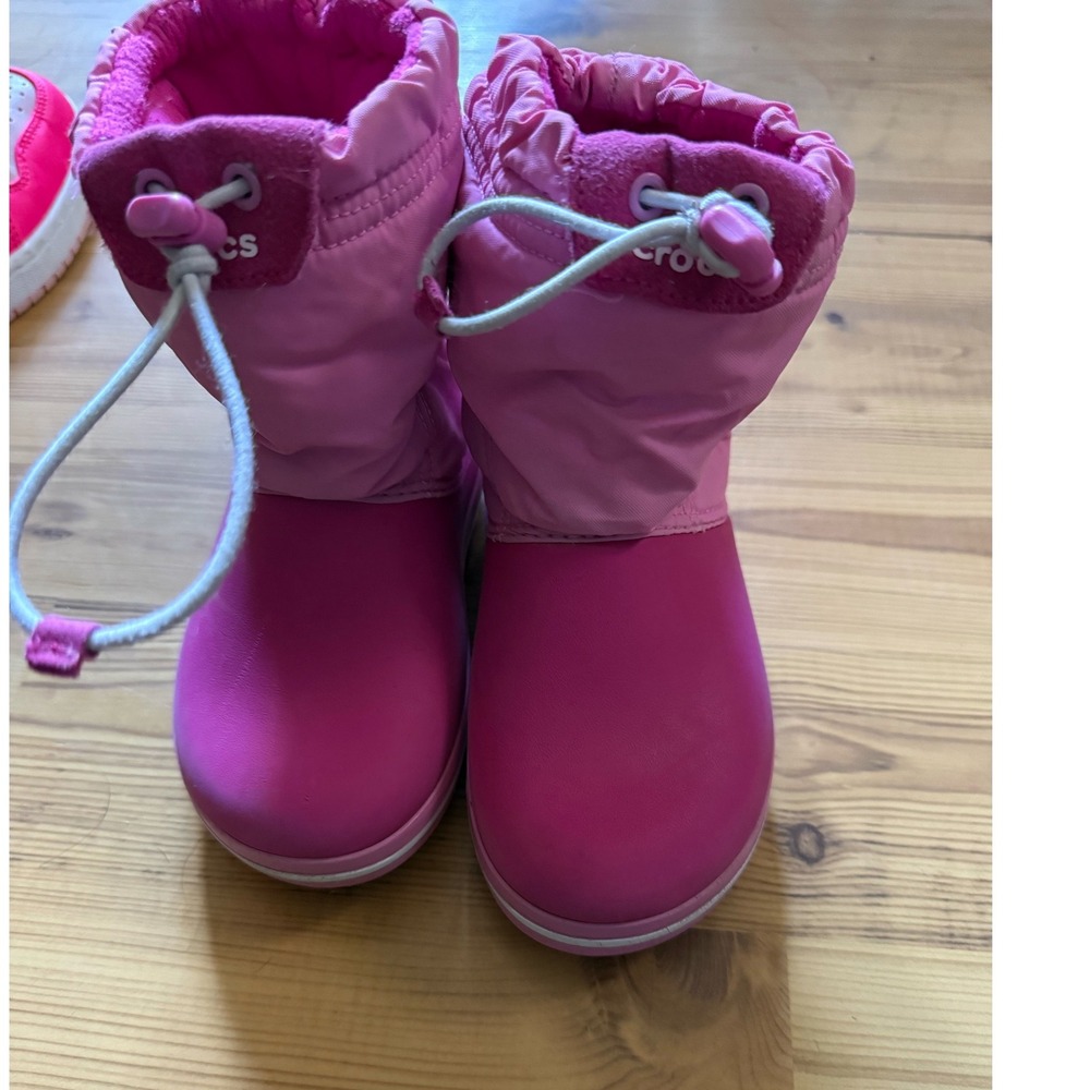 Crocs Kids LodgePoint Snow Boots Pink Winter Pull On Boots 203509 Size C12